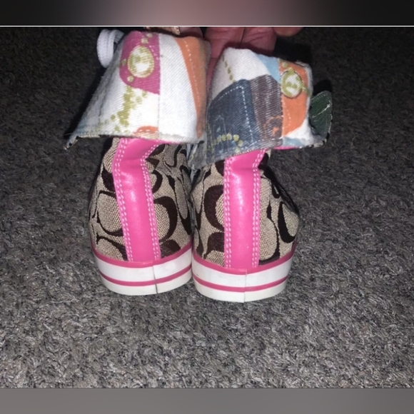 Coach Tan signature Canvas High Top Shoes Women Sz. 7 Barrett Graffiti FLAWED - Picture 8 of 12